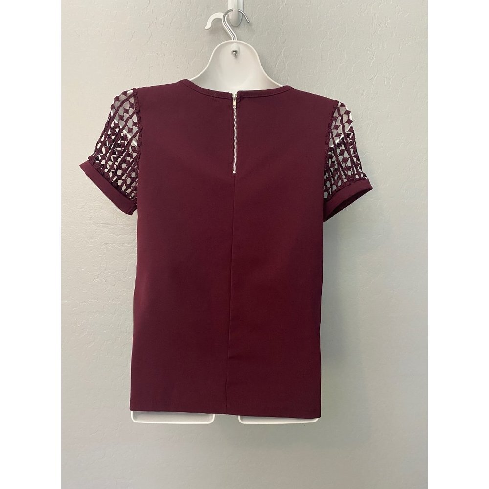 Women's Moral Fiber Burgundy Lace Crochet Zipper Back Blouse - Picture 4 of 8